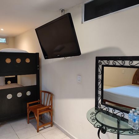 Hotel Ashly อากาปุลโก ภายนอก รูปภาพ